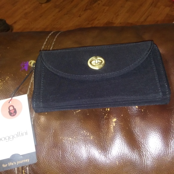 NEW Baggallinni wallet!! - Picture 5 of 5